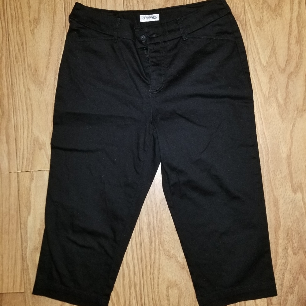 *NWOT*St. John's Bay Capris
